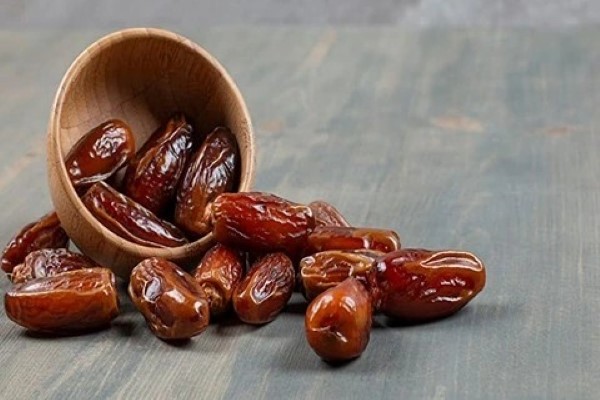 تصویر 4 از قیمت خرما استعمران صادراتی + خرید باور نکردنی